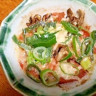 トマトと　舞茸の　チーズ蒸し